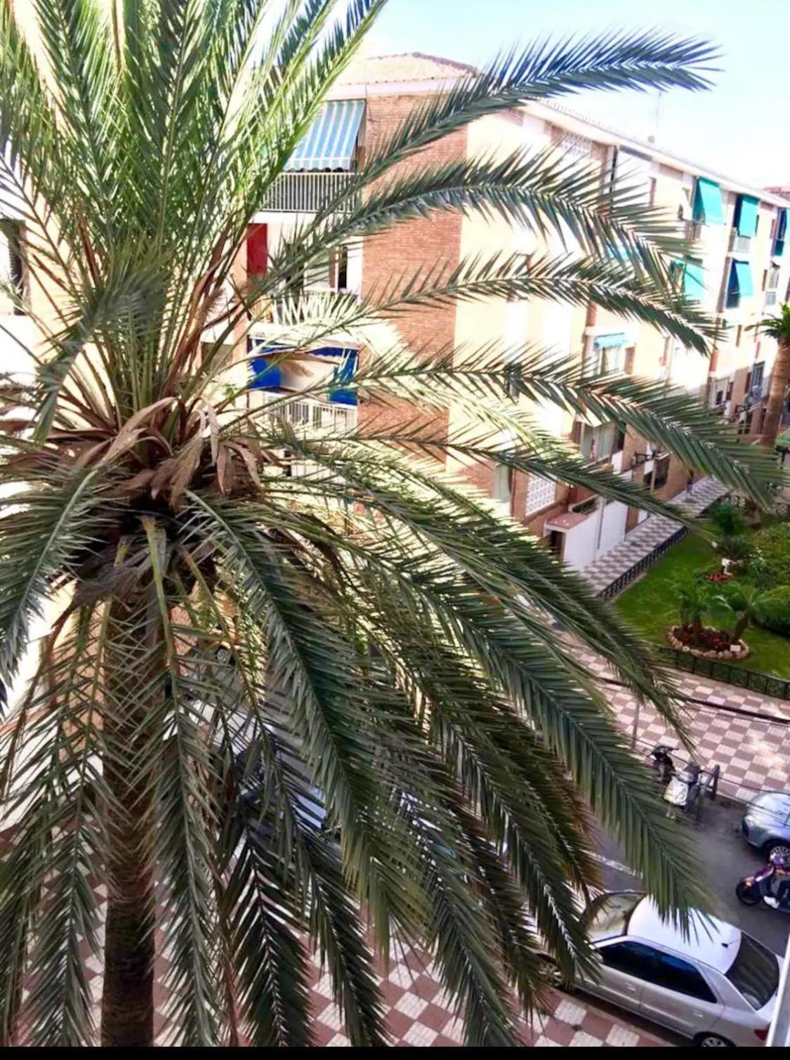 Habitacion 3 - 3 Planta Sin Ascensor En Piso Compartido No Es Piso Entero! Фуeнхирола Екстериор снимка
